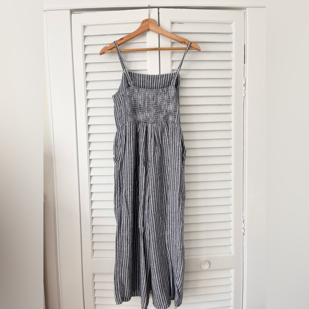 Old Navy Striped Blue Jumpsuit Size S - Picture 2 of 2
